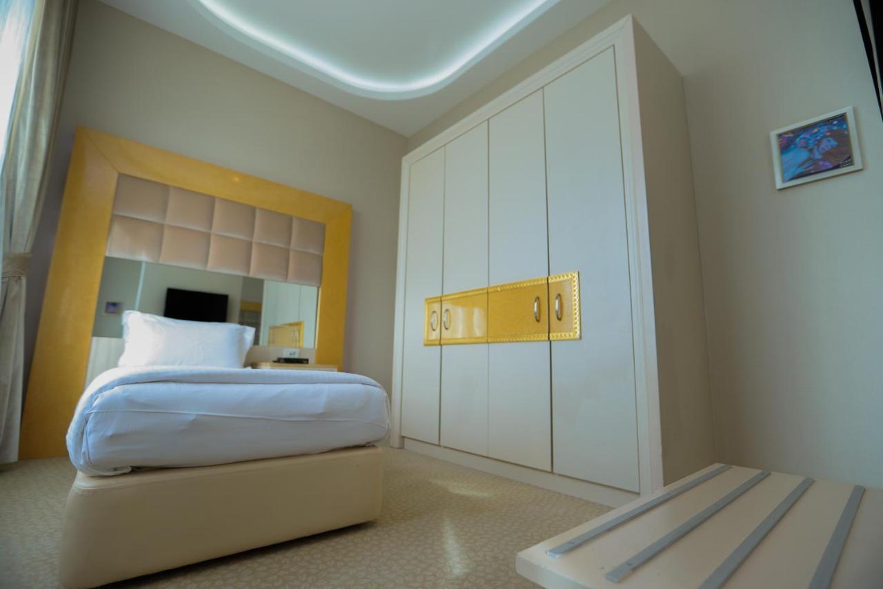 Gabala Garden Hotel Extérieur photo A bedroom at the hotel