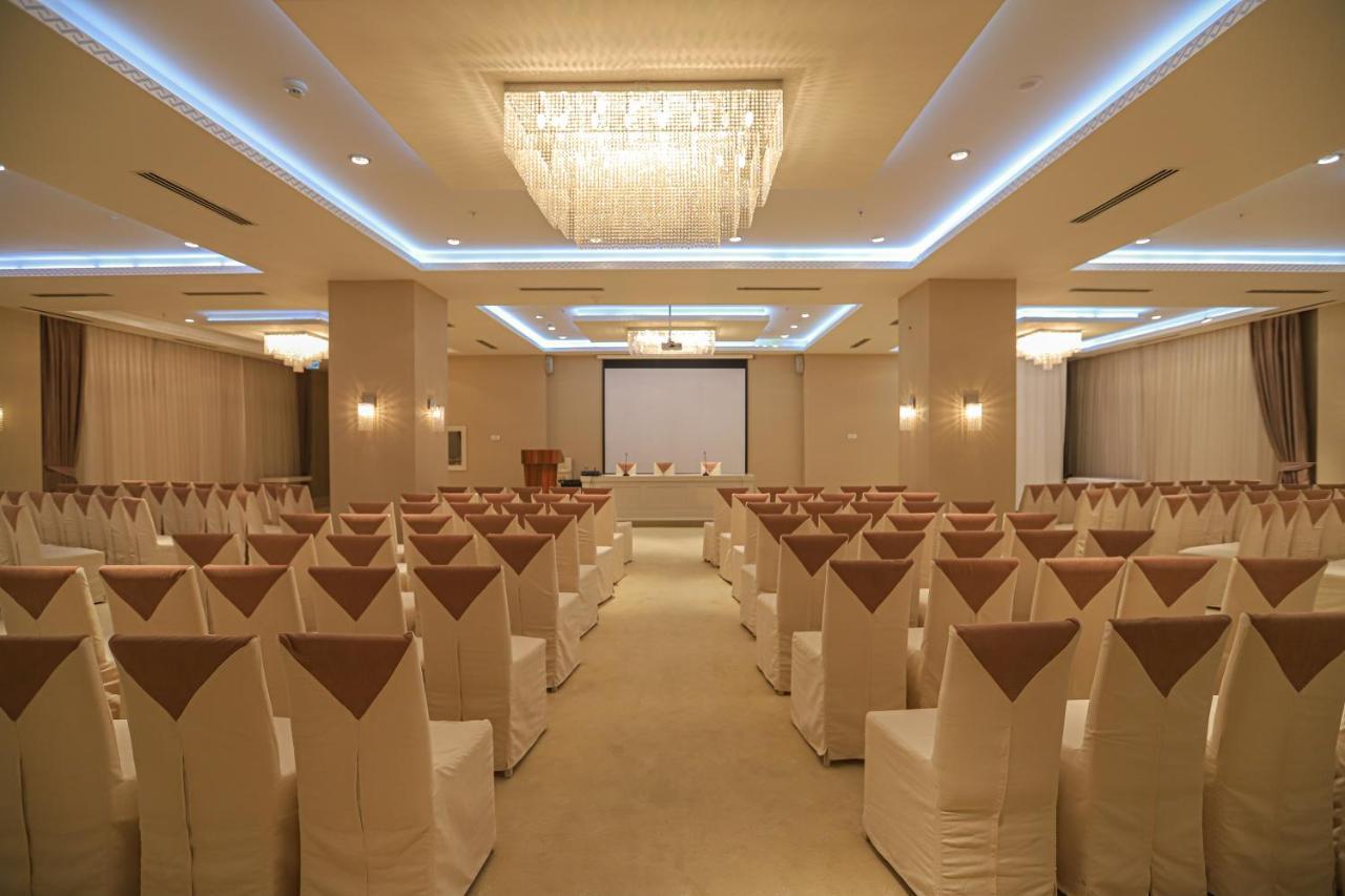 Gabala Garden Hotel Extérieur photo The ballroom