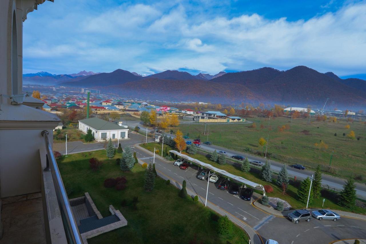 Gabala Garden Hotel Extérieur photo View of the town