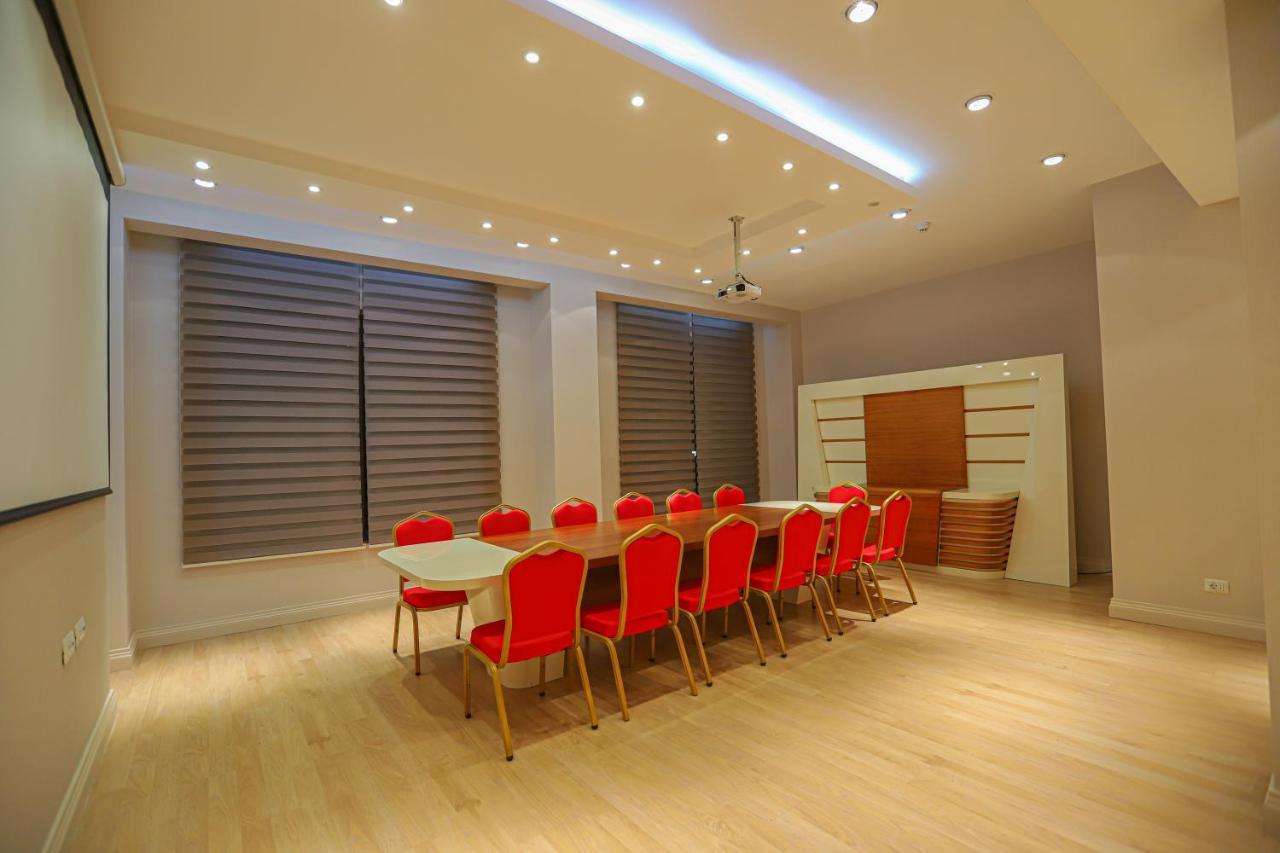 Gabala Garden Hotel Extérieur photo The boardroom at the University of East London