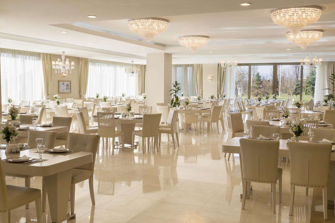 Gabala Garden Hotel Extérieur photo The restaurant